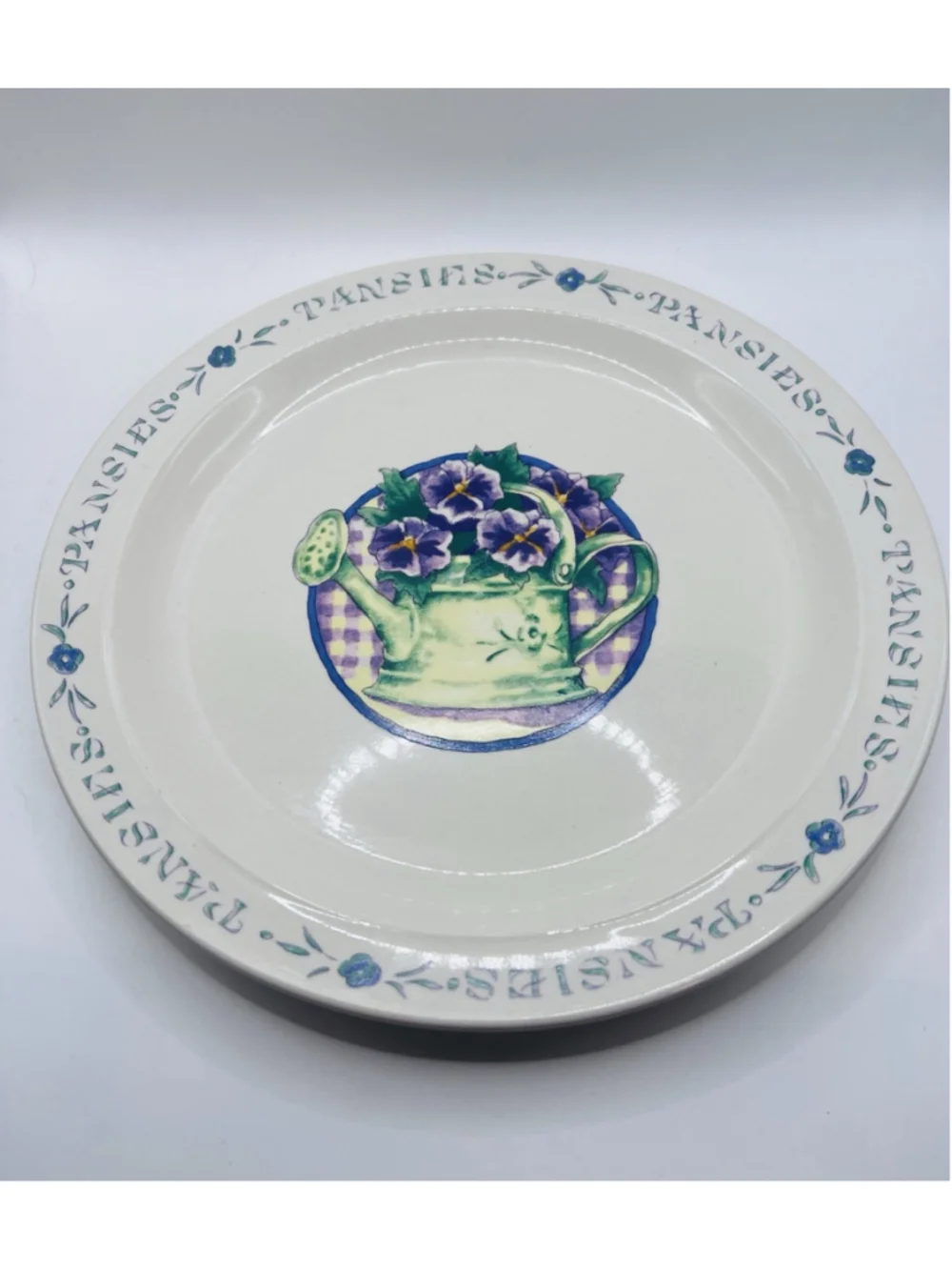 Vintage Gibson Garden Pansies Dinner Plate 10.5” Purple Ceramic Pansy Summer
